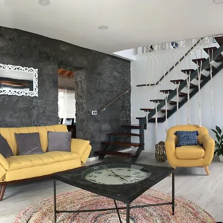 Holiday home Granary's House Sete Cidades